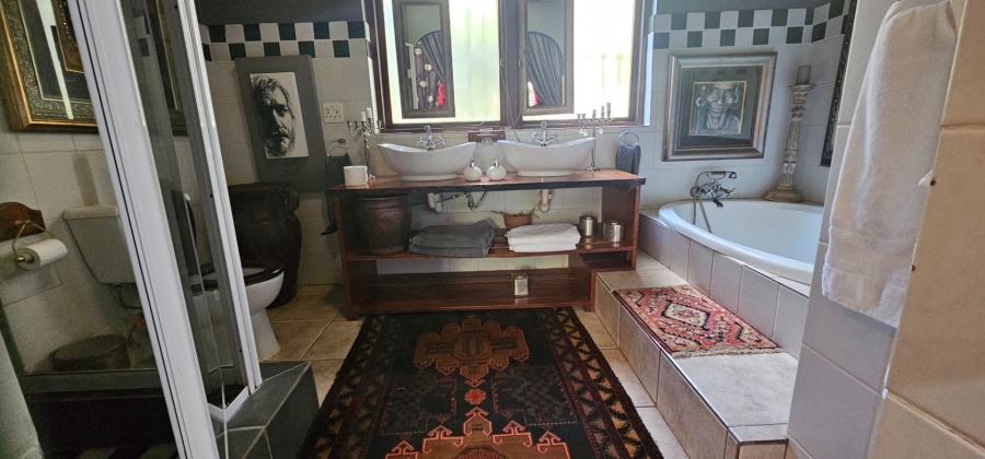 6 Bedroom Property for Sale in Schoemansville North West